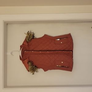 Active USA Rose Vest